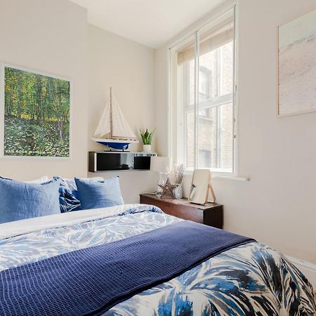 Artistic Pied-A-Terre, Steps From The Tube, Moments From London'S Heart Apartment ภายนอก รูปภาพ